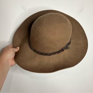 Carbine 100% wool hat with braid trim size 7